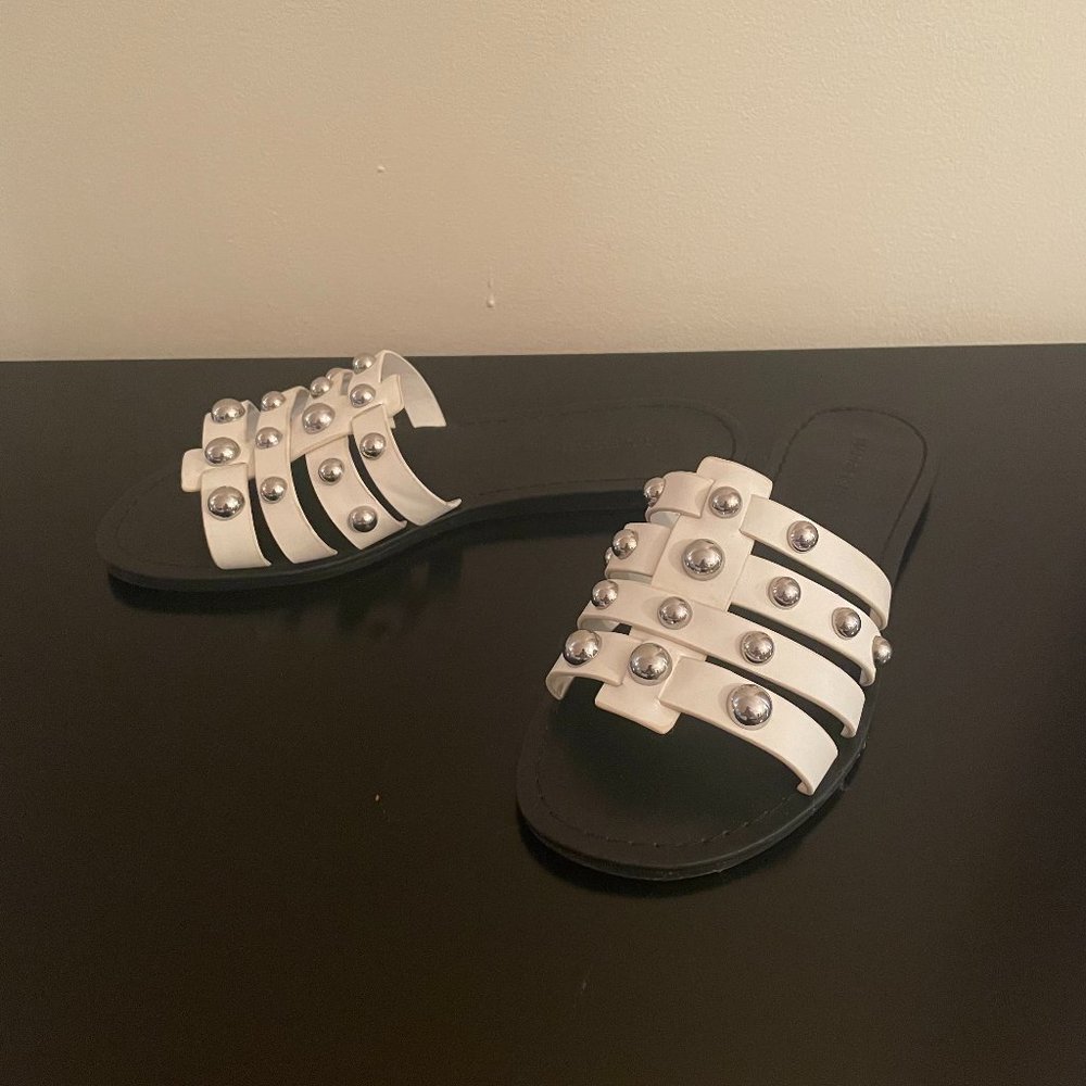 Marc Fischer Studded Sandals | 7.5M | White/Black